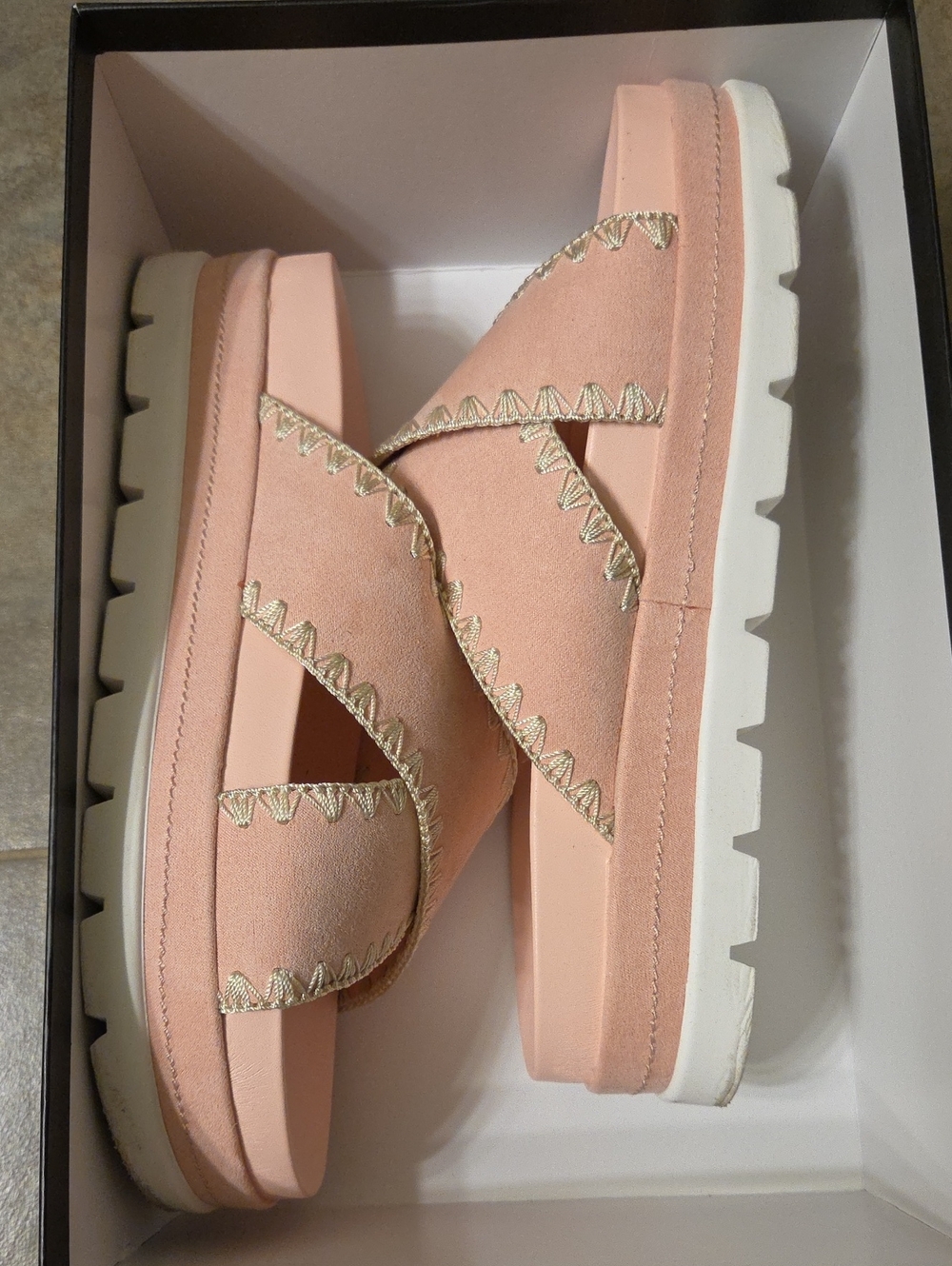 NWT J/SLIDES BAE Pink Faux Suede Sandal